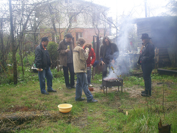 Тусовка у мангала